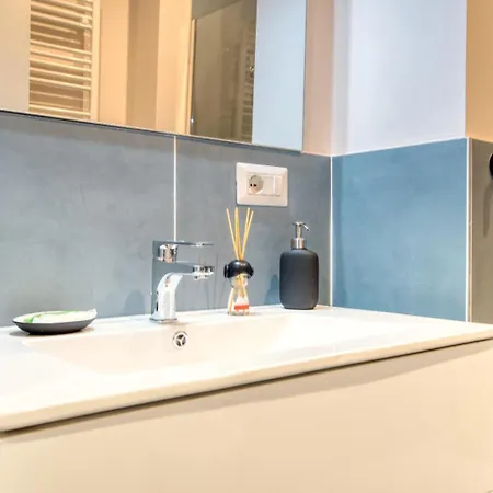 Charlotte Bb House Apartment Milan